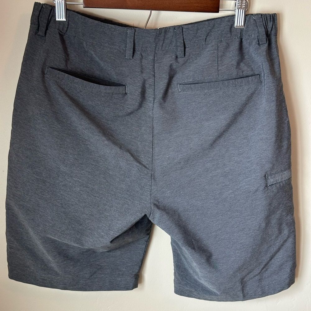 Men’s Greg Norman Shorts - 32” Waist 9” Inseam #casual #golf - Picture 4 of 9